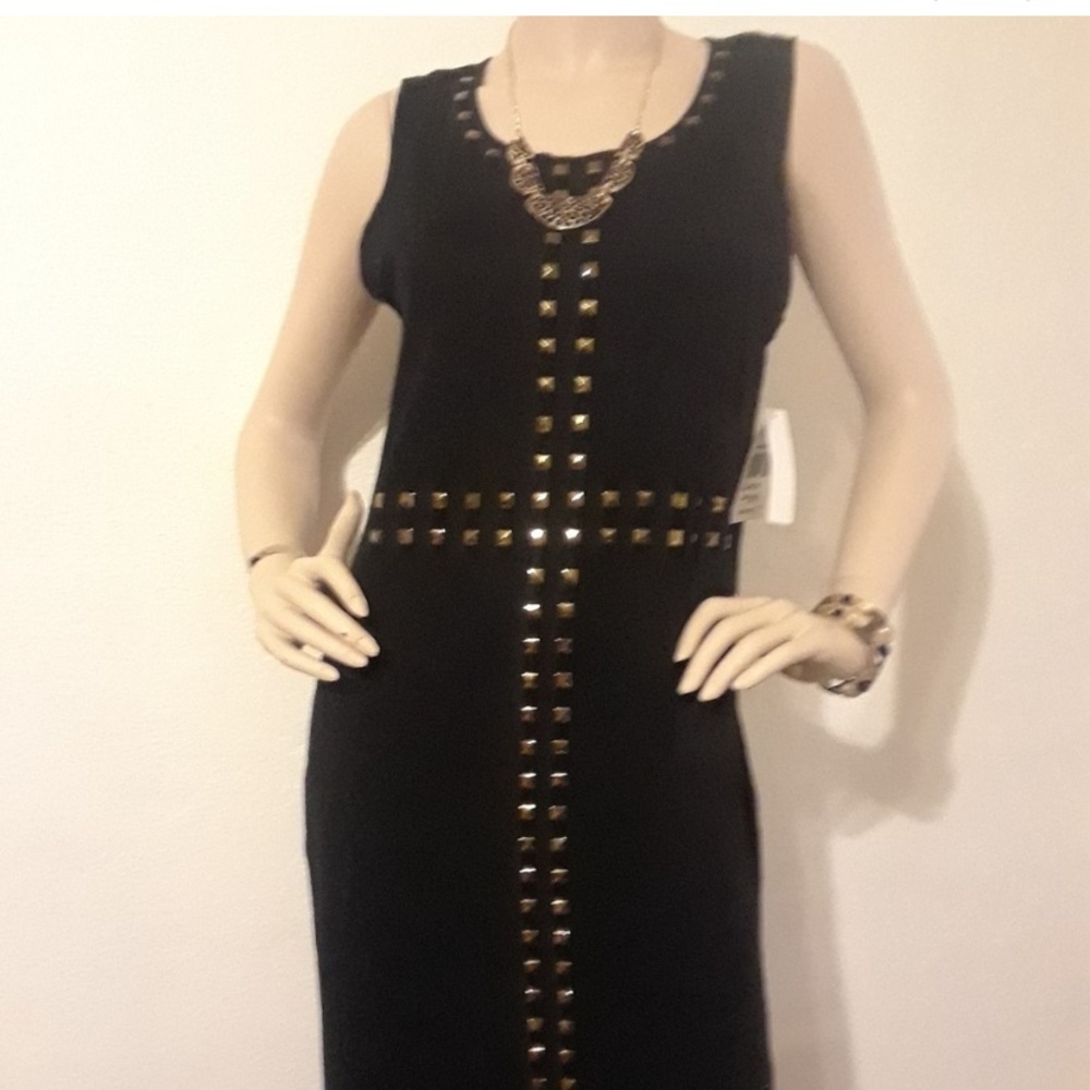 New Direction.  Gold tone embellishments Black stretch dress Sz M.